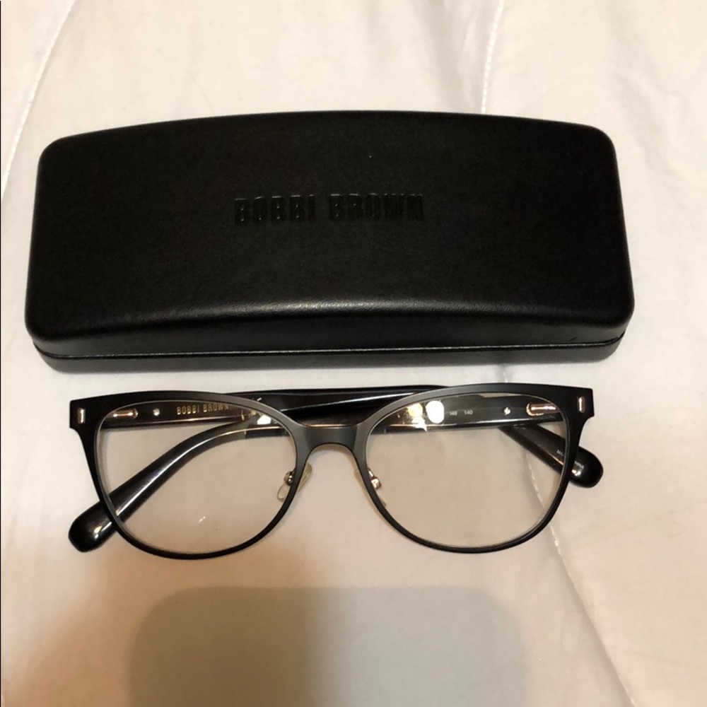 Bobbi Brown Frame